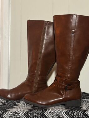 Arizona Jean Company Chestnut Brown Knee-High Riding Boots
